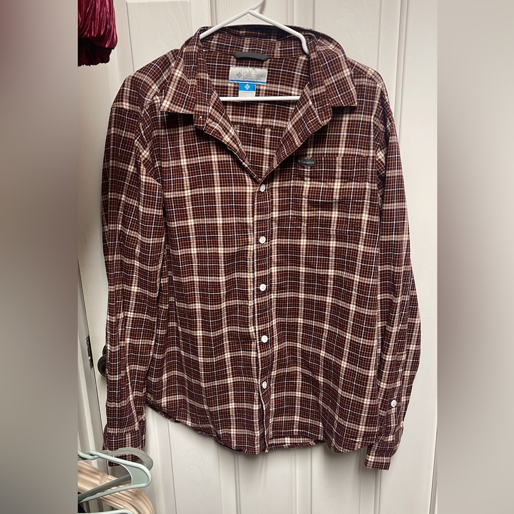 Men’s Columbia Flannel Button Up